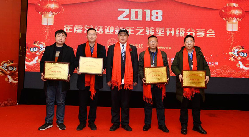 工商注冊,財務外包服務,代理記賬,會計培訓,財務咨詢,賬務清理,稅務申報與財務咨詢